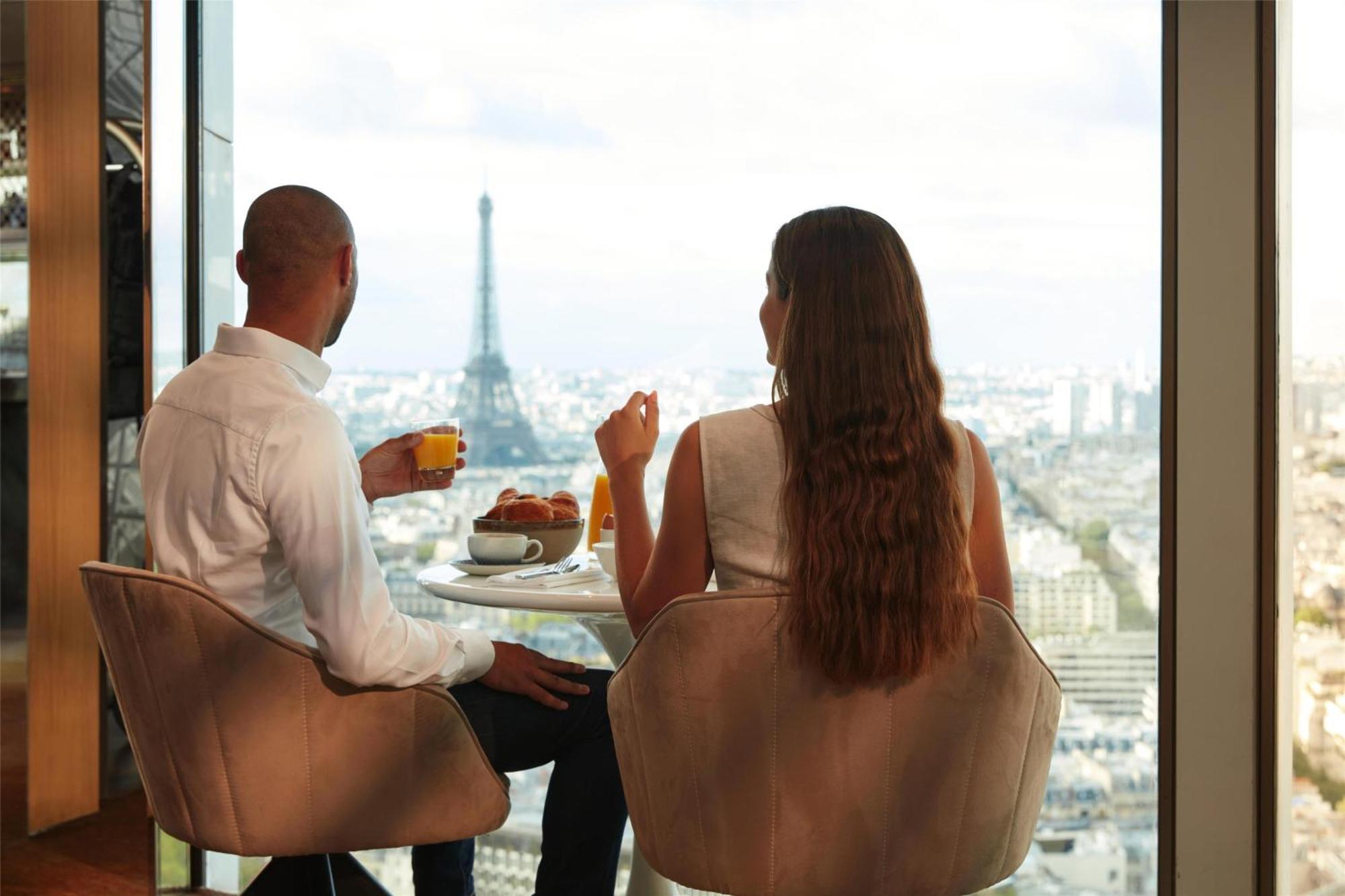 Hyatt Regency Etoile Hotel 4*