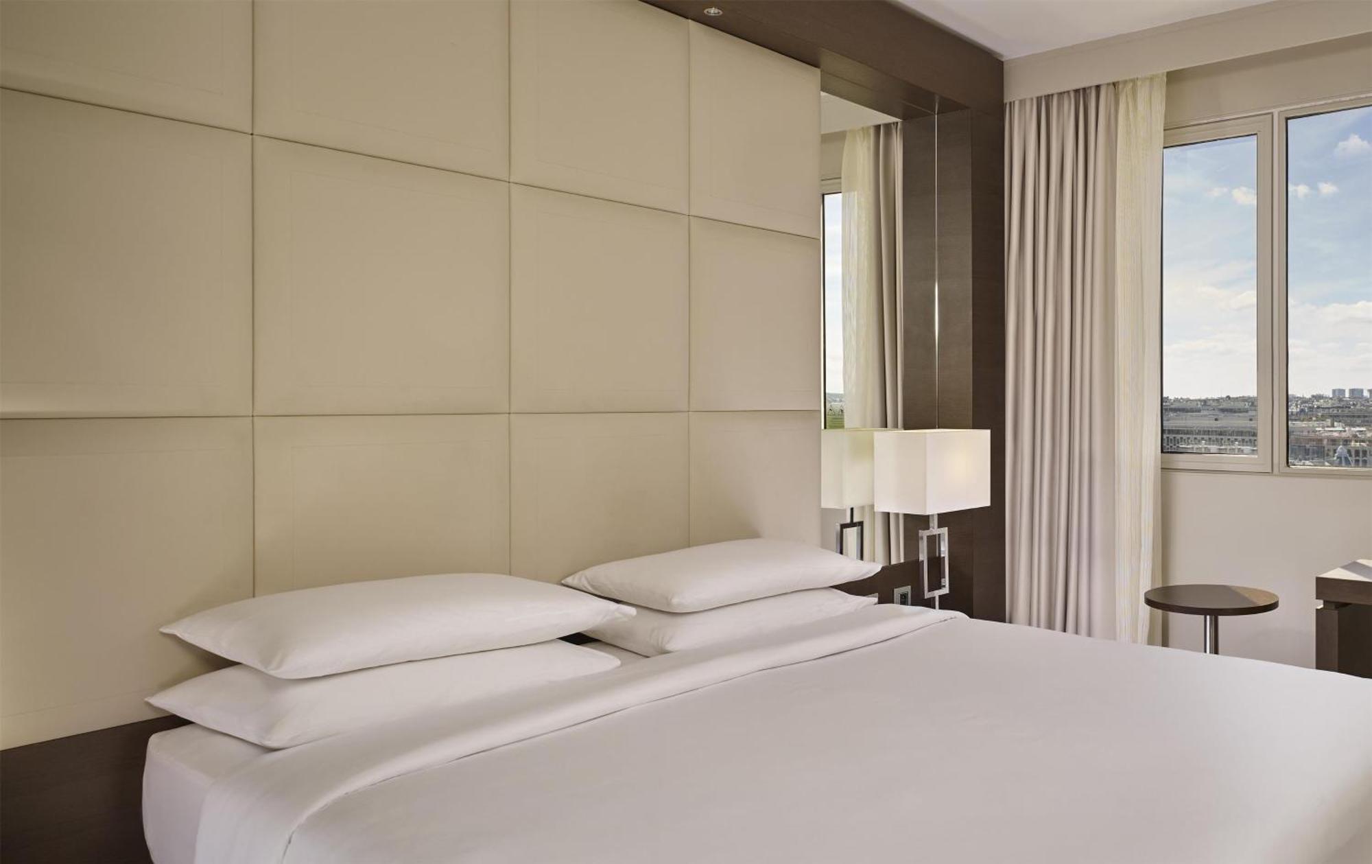 Hyatt Regency Etoile