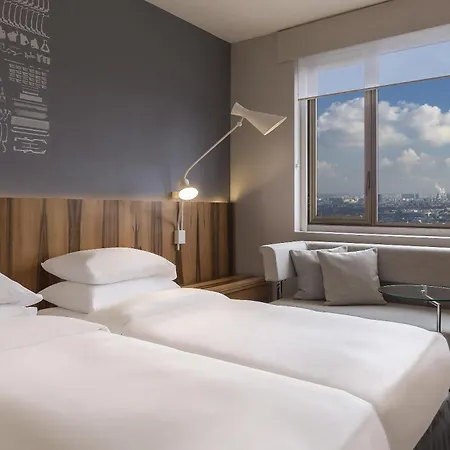 Hyatt Regency Paris Etoile Hotel Exterior photo