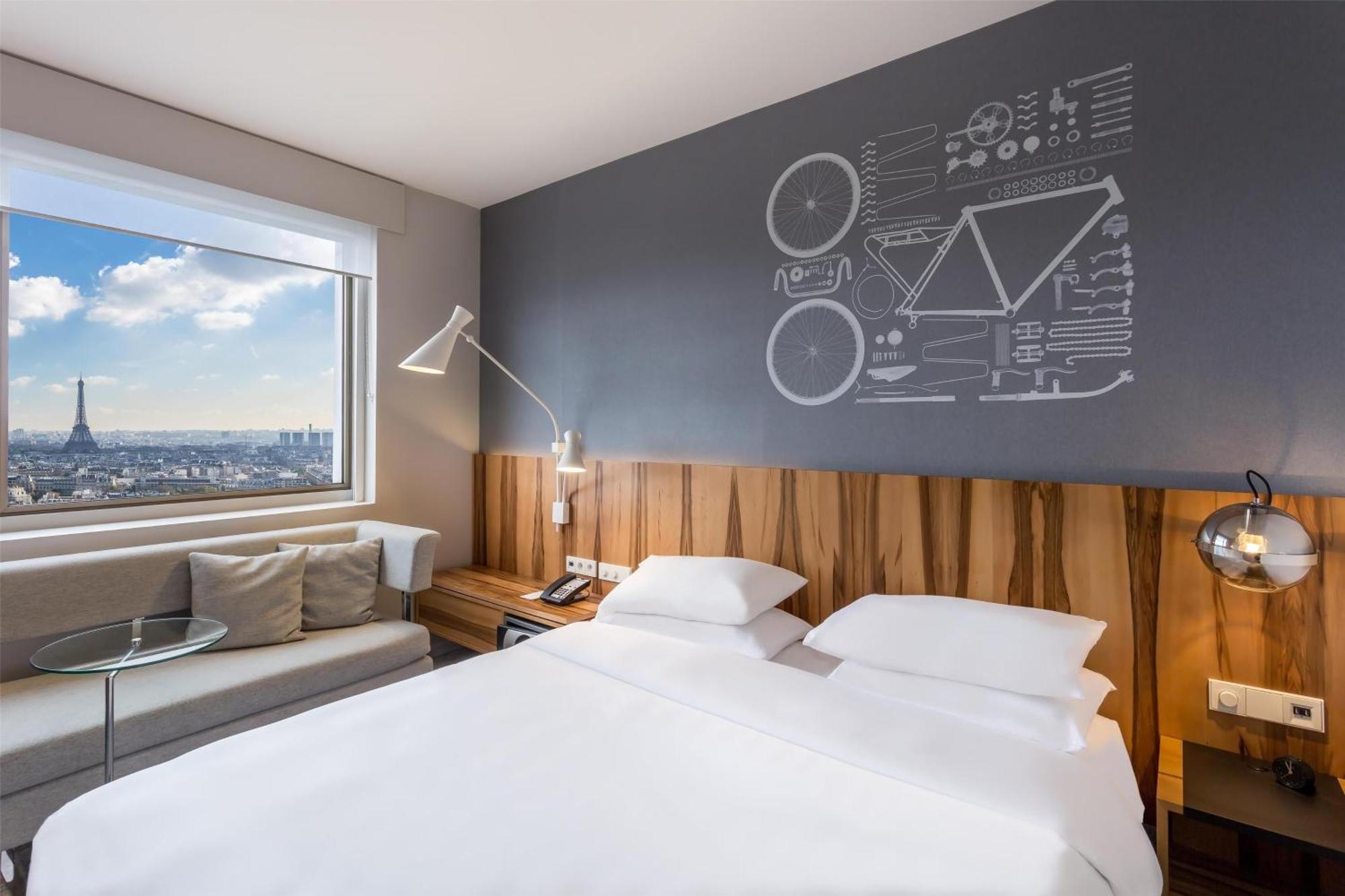 Hyatt Regency Etoile